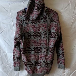 American Eagle Outfitters Sweaters - American Eagle pull over hooded sweater American Eagle Outfitters Sweaters - American Eagle pull over hooded sweater